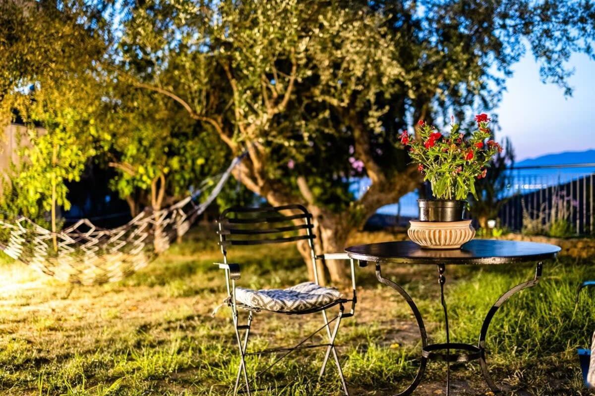 Kitries Summer Getaway - Eden Comfy Suite Kitriaí Eksteriør billede
